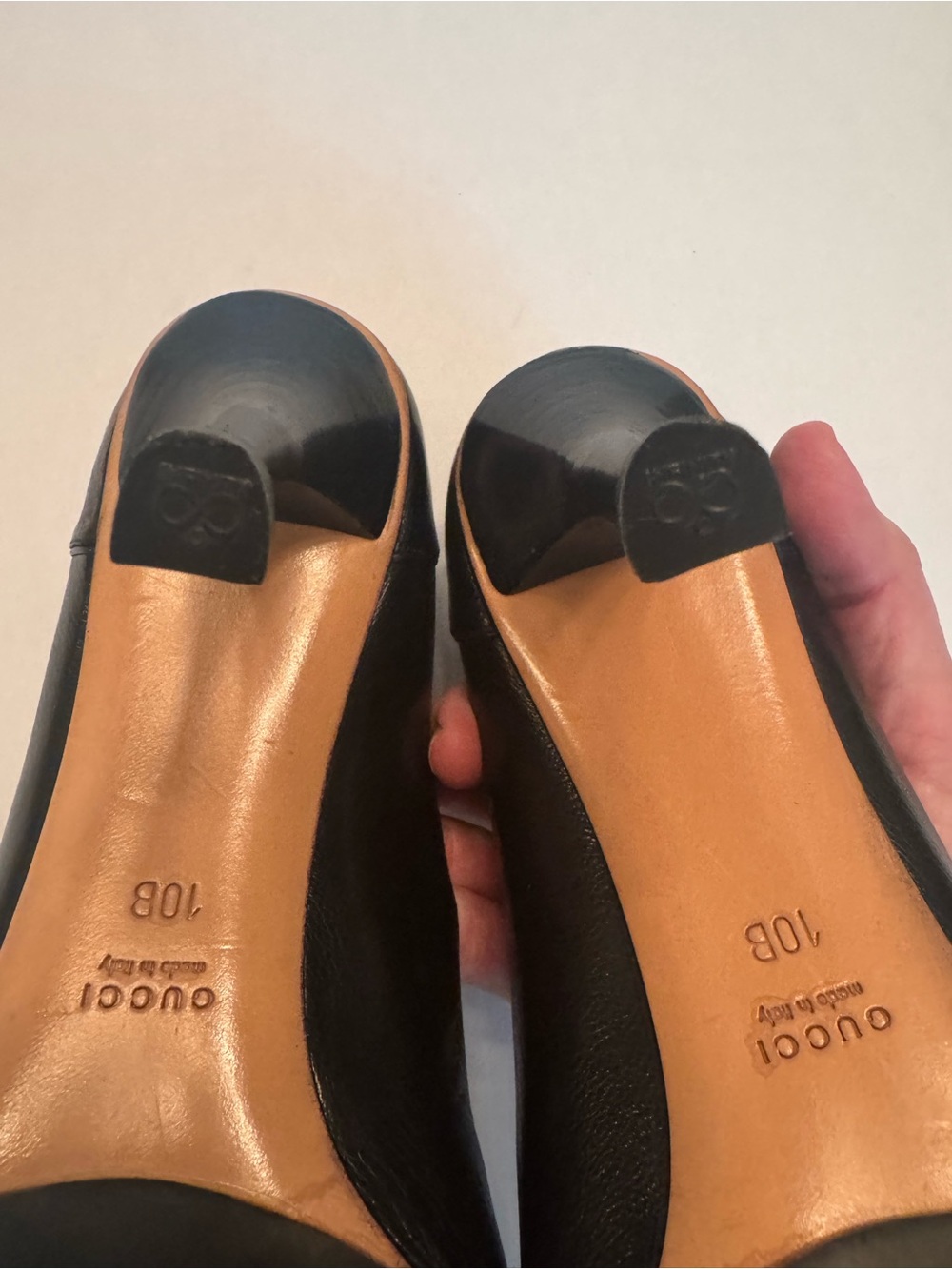 Gucci Black Leather Pointed Stiletto Pump - Picture 6 of 8